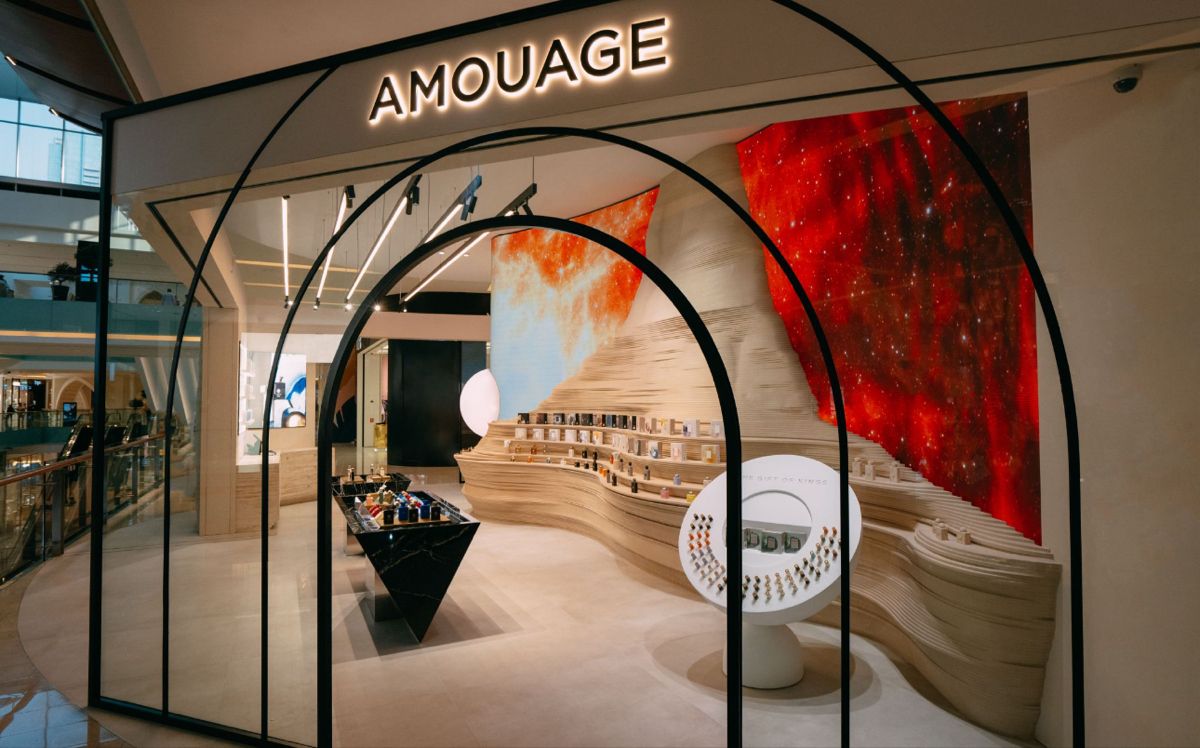 cửa hàng nước hoa amouage